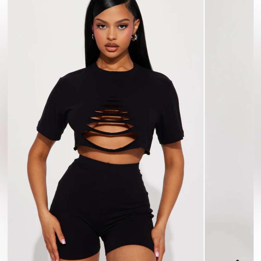 Fashion Nova Gray Cut-Out Short Sleeve Top - Picture 2 of 4